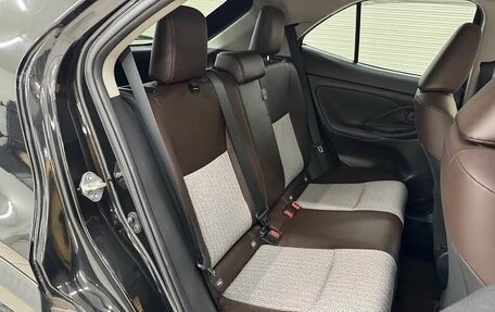 Toyota Yaris Cross, 2021 год, 1 710 000 рублей, 10 фотография