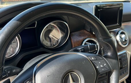 Mercedes-Benz GLA, 2014 год, 2 550 000 рублей, 16 фотография
