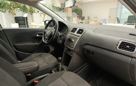 Volkswagen Polo VI (EU Market), 2017 год, 803 000 рублей, 13 фотография