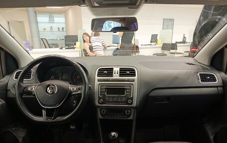 Volkswagen Polo VI (EU Market), 2017 год, 803 000 рублей, 17 фотография