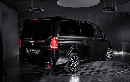 Mercedes-Benz V-Класс, 2023 год, 15 500 000 рублей, 2 фотография
