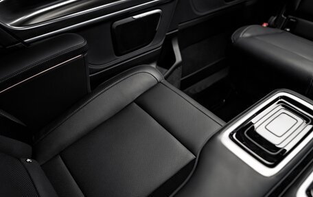 Mercedes-Benz V-Класс, 2023 год, 15 500 000 рублей, 16 фотография