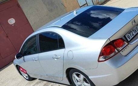 Honda Civic VIII, 2010 год, 990 000 рублей, 3 фотография