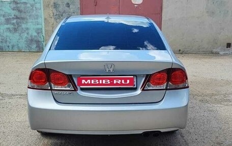 Honda Civic VIII, 2010 год, 990 000 рублей, 2 фотография