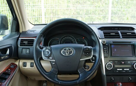 Toyota Camry, 2013 год, 1 570 000 рублей, 7 фотография