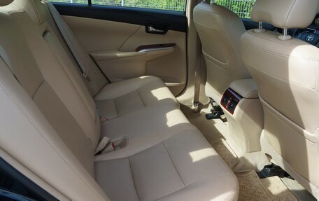 Toyota Camry, 2013 год, 1 570 000 рублей, 10 фотография