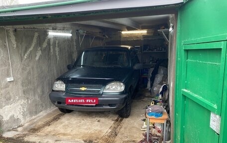 Chevrolet Niva I рестайлинг, 2003 год, 160 000 рублей, 2 фотография