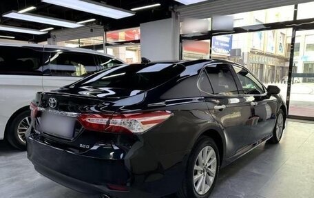 Toyota Camry, 2021 год, 2 300 000 рублей, 2 фотография