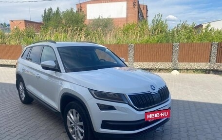Skoda Kodiaq I, 2021 год, 2 800 000 рублей, 2 фотография