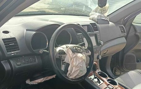 Toyota Highlander III, 2011 год, 1 500 000 рублей, 7 фотография