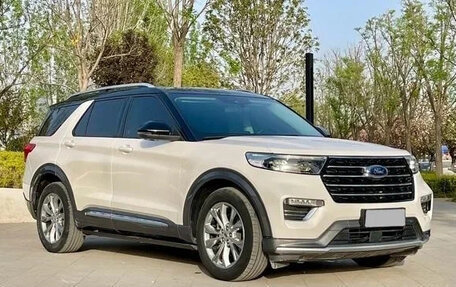 Ford Explorer VI, 2021 год, 2 400 200 рублей, 3 фотография