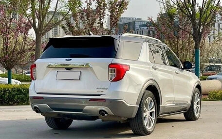 Ford Explorer VI, 2021 год, 2 400 200 рублей, 4 фотография