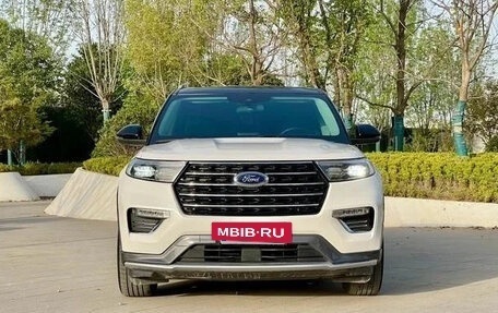 Ford Explorer VI, 2021 год, 2 400 200 рублей, 2 фотография