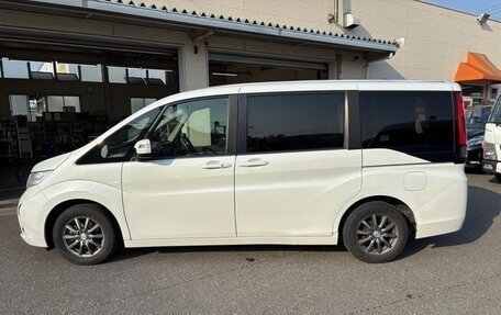Honda Stepwgn IV, 2015 год, 1 187 000 рублей, 4 фотография
