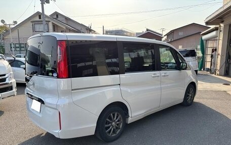 Honda Stepwgn IV, 2015 год, 1 187 000 рублей, 2 фотография