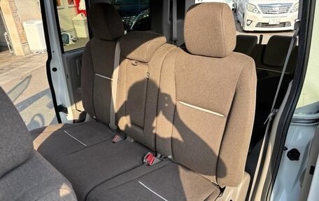 Honda Stepwgn IV, 2015 год, 1 187 000 рублей, 14 фотография