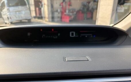 Honda Stepwgn IV, 2015 год, 1 187 000 рублей, 18 фотография