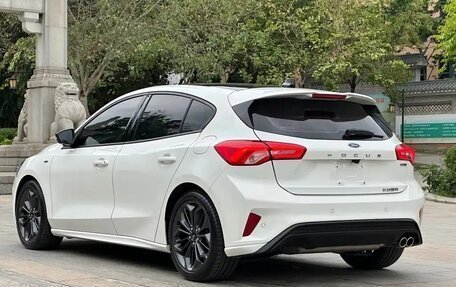Ford Focus IV, 2022 год, 1 300 000 рублей, 5 фотография