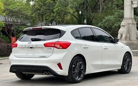 Ford Focus IV, 2022 год, 1 300 000 рублей, 25 фотография