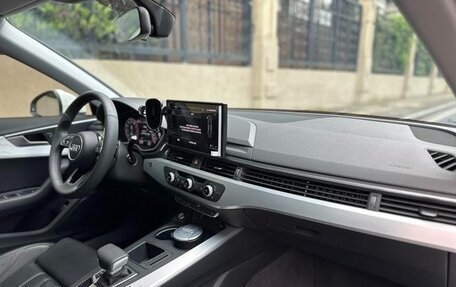 Audi A4, 2021 год, 2 780 442 рублей, 9 фотография
