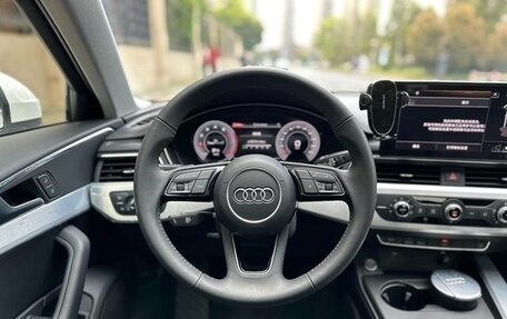 Audi A4, 2021 год, 2 780 442 рублей, 16 фотография