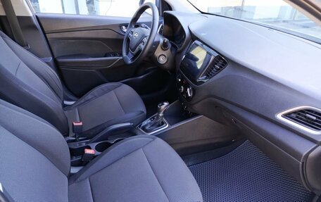 Hyundai Solaris II рестайлинг, 2018 год, 1 250 000 рублей, 11 фотография