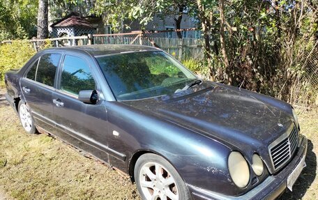 Mercedes-Benz E-Класс, 1998 год, 220 000 рублей, 14 фотография