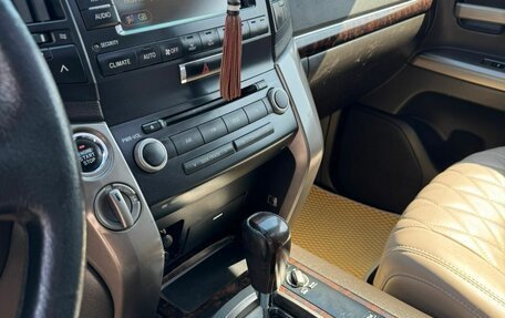 Toyota Land Cruiser 200, 2008 год, 2 200 000 рублей, 10 фотография