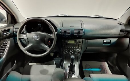 Toyota Avensis III рестайлинг, 2007 год, 890 000 рублей, 15 фотография