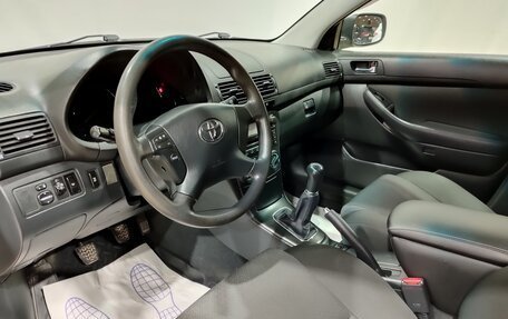 Toyota Avensis III рестайлинг, 2007 год, 890 000 рублей, 17 фотография