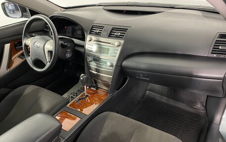 Toyota Camry, 2007 год, 1 600 000 рублей, 12 фотография