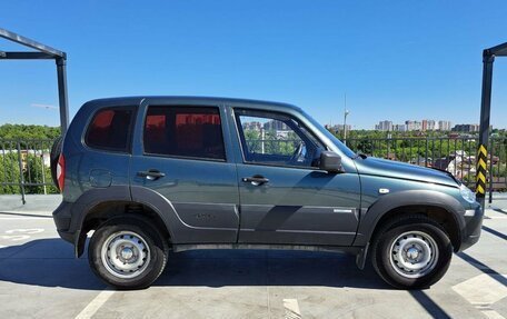 Chevrolet Niva I рестайлинг, 2015 год, 615 000 рублей, 6 фотография