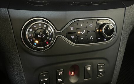 Renault Sandero II рестайлинг, 2017 год, 977 000 рублей, 7 фотография