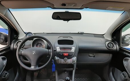 Peugeot 107 I рестайлинг, 2009 год, 340 000 рублей, 9 фотография
