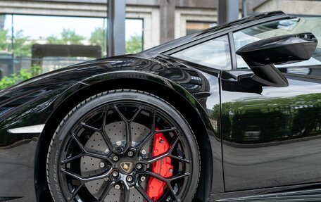 Lamborghini Huracán, 2022 год, 27 900 000 рублей, 8 фотография