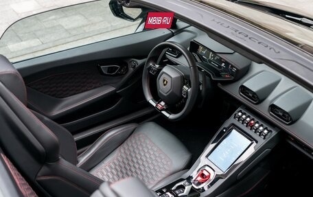 Lamborghini Huracán, 2022 год, 27 900 000 рублей, 11 фотография