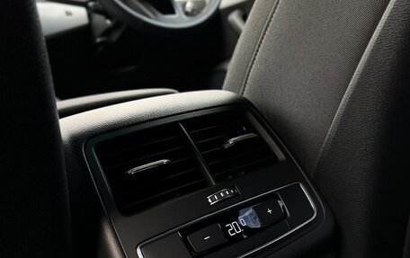 Audi A4, 2018 год, 2 250 000 рублей, 15 фотография