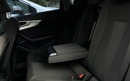 Audi A4, 2018 год, 2 250 000 рублей, 16 фотография