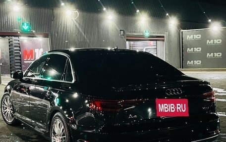 Audi A4, 2018 год, 2 250 000 рублей, 3 фотография