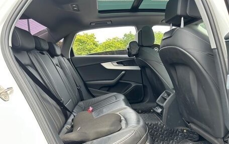 Audi A4, 2022 год, 2 678 442 рублей, 10 фотография