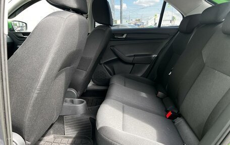 Skoda Rapid I, 2017 год, 800 000 рублей, 18 фотография
