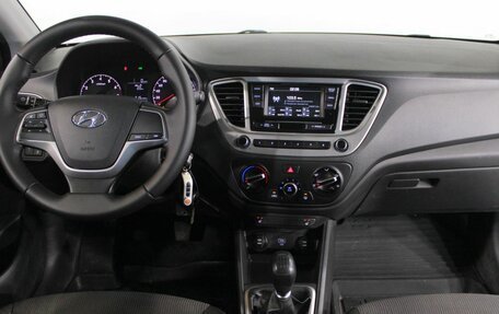 Hyundai Solaris II рестайлинг, 2019 год, 1 227 000 рублей, 15 фотография