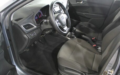 Hyundai Solaris II рестайлинг, 2019 год, 1 227 000 рублей, 17 фотография