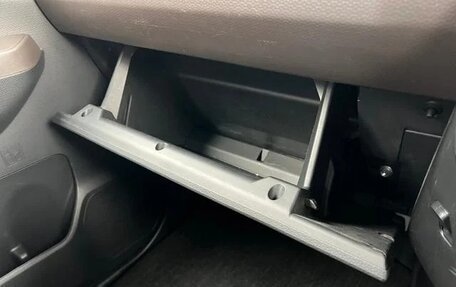 Toyota Roomy I, 2022 год, 843 000 рублей, 26 фотография