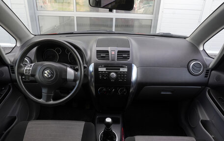 Suzuki SX4 II рестайлинг, 2010 год, 786 000 рублей, 11 фотография