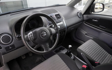 Suzuki SX4 II рестайлинг, 2010 год, 786 000 рублей, 10 фотография