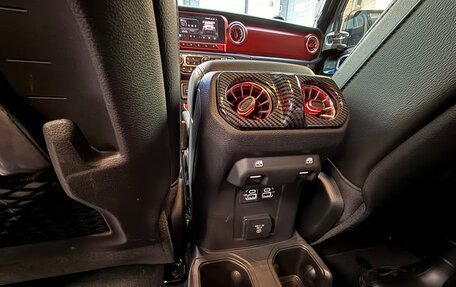 Jeep Wrangler, 2023 год, 7 696 000 рублей, 13 фотография