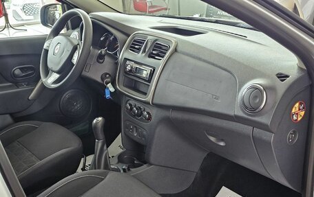 Renault Sandero II рестайлинг, 2015 год, 1 199 000 рублей, 20 фотография