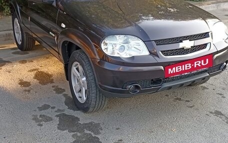 Chevrolet Niva I рестайлинг, 2014 год, 590 000 рублей, 3 фотография