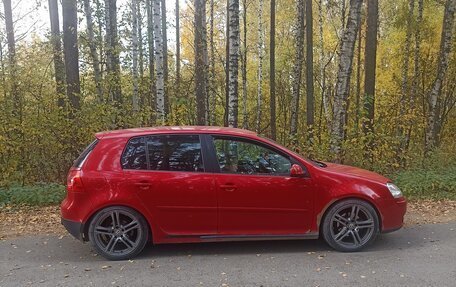 Volkswagen Golf V, 2006 год, 600 000 рублей, 2 фотография